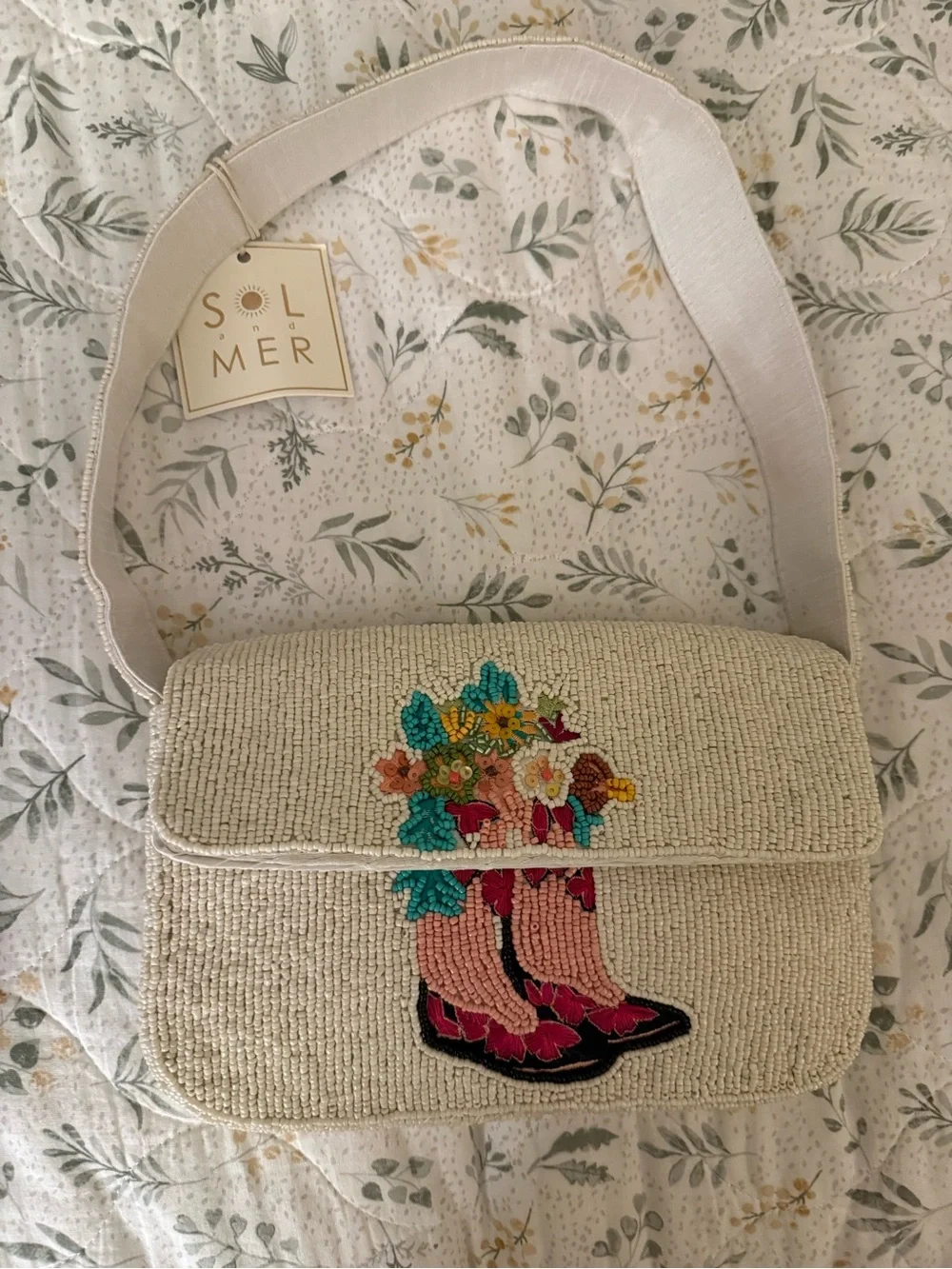 Viral Fall Cream BeadedBag with Floral Cowgirl Boots